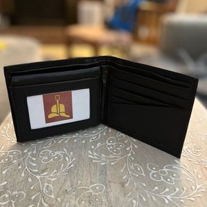 NWOT English Leather Genuine Leather Wallet